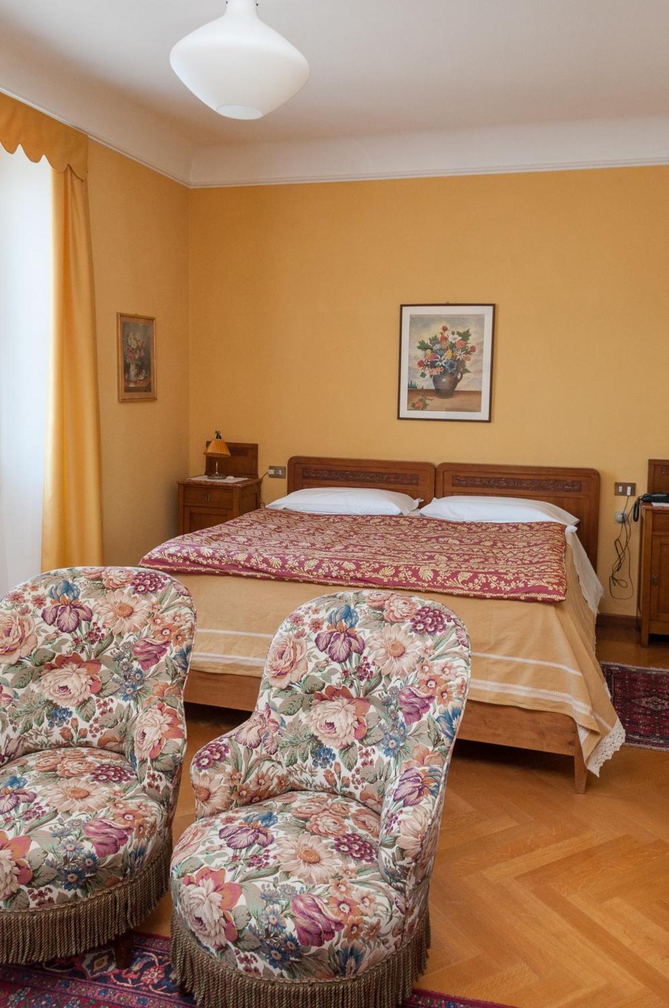 Hotel Olivedo Varenna Room photo